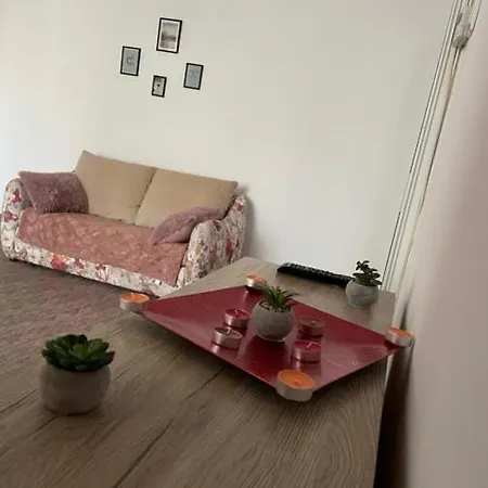 Апартаменти Mojo Apartament Central Брашов